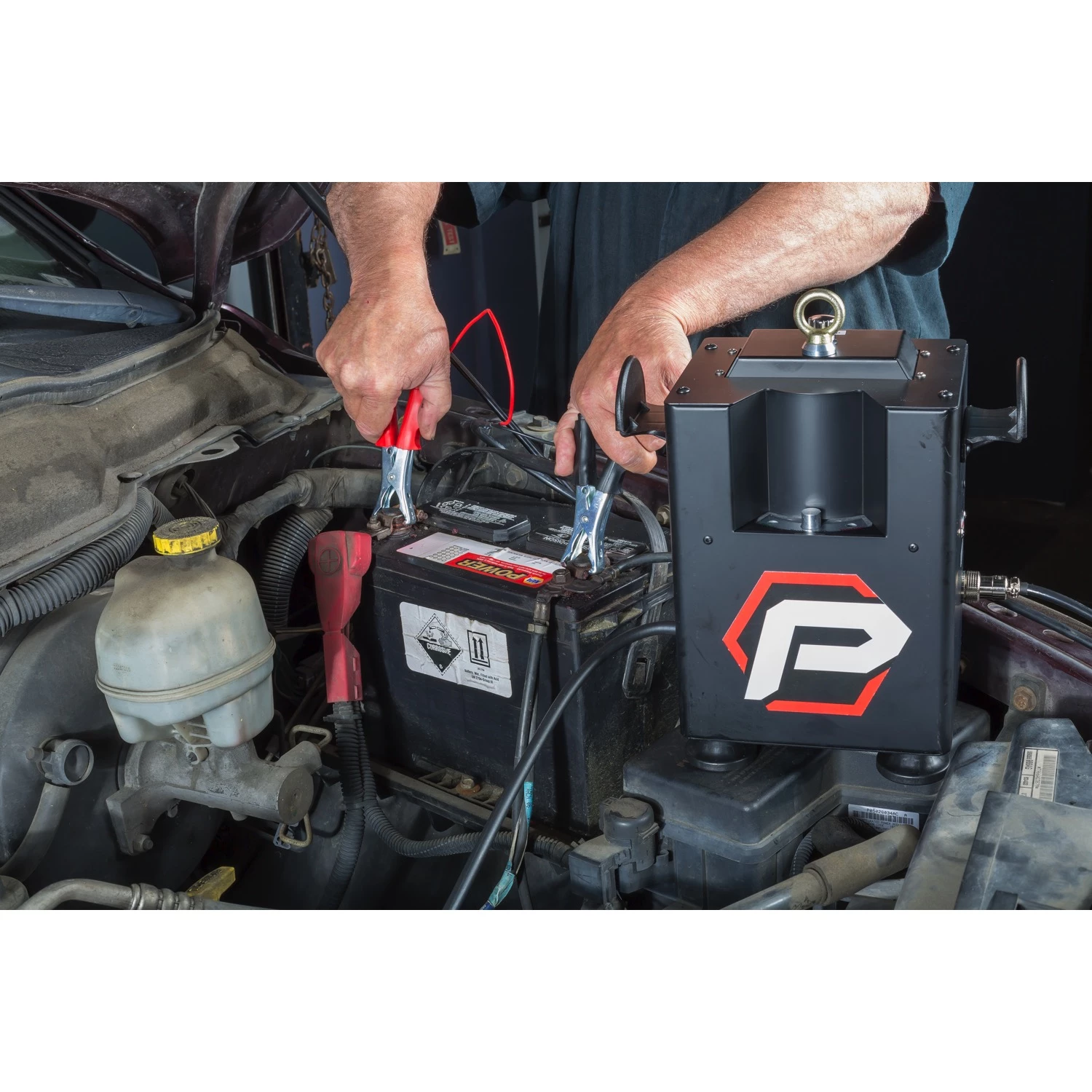 Powerbuilt 12V EVAP Automotive Line Leak Detector Smoke Machine Kit - 240207 6 Powerbuilt 12V EVAP Automotive Line Leak Detector Smoke Machine Kit - 240207 - Image 6