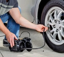 Powerbuilt 1 Ton 12V Electric Floor Jack with Built In Tire Inflator - 620484 9 Powerbuilt 1 Ton 12V Electric Floor Jack with Built In Tire Inflator - 620484 -Powerbuilt Tools Store Online dd4